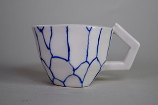 mug with blue outlines.